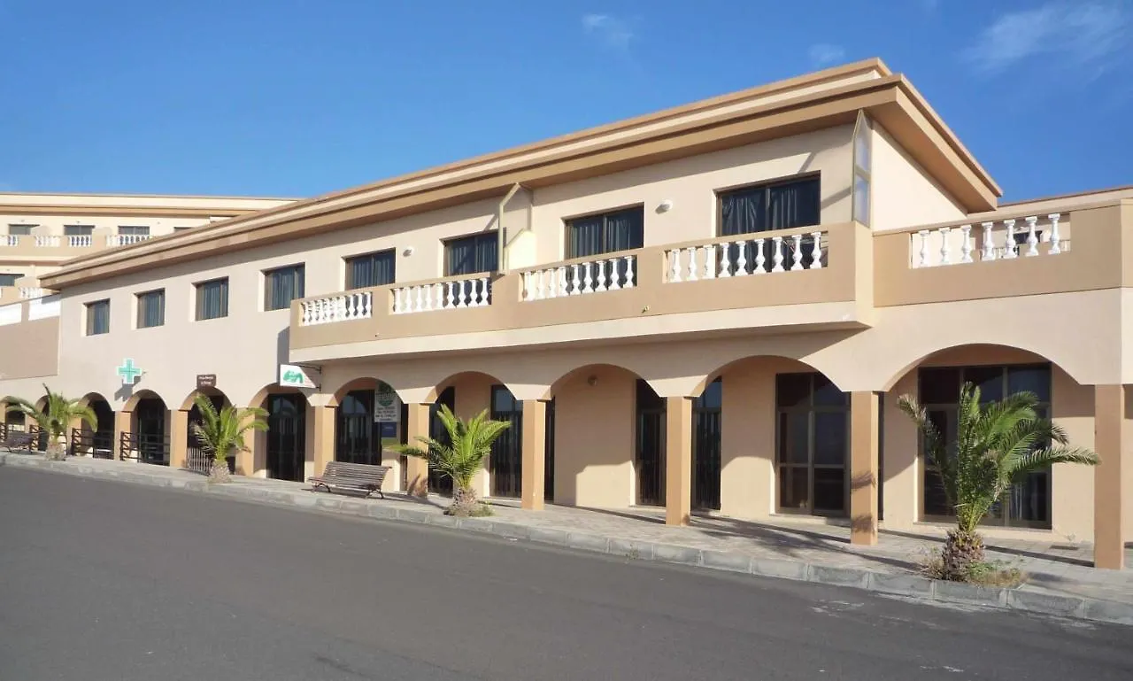 Vv 122 Con Balcon En Primera Linea De Mar contacts
